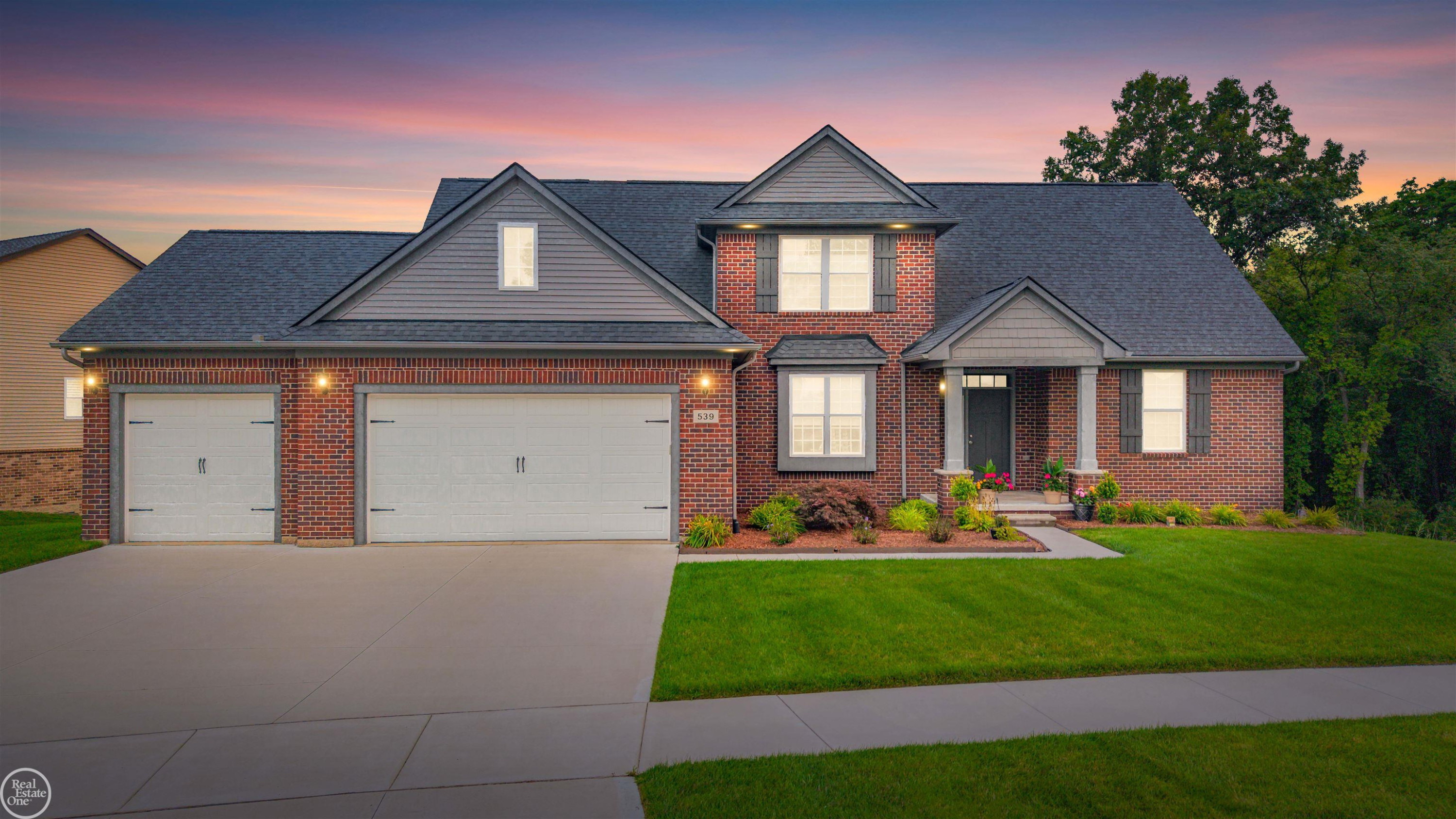 539 Tullamore Circle, Oxford, MI 48371