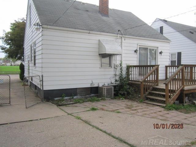Photo 3