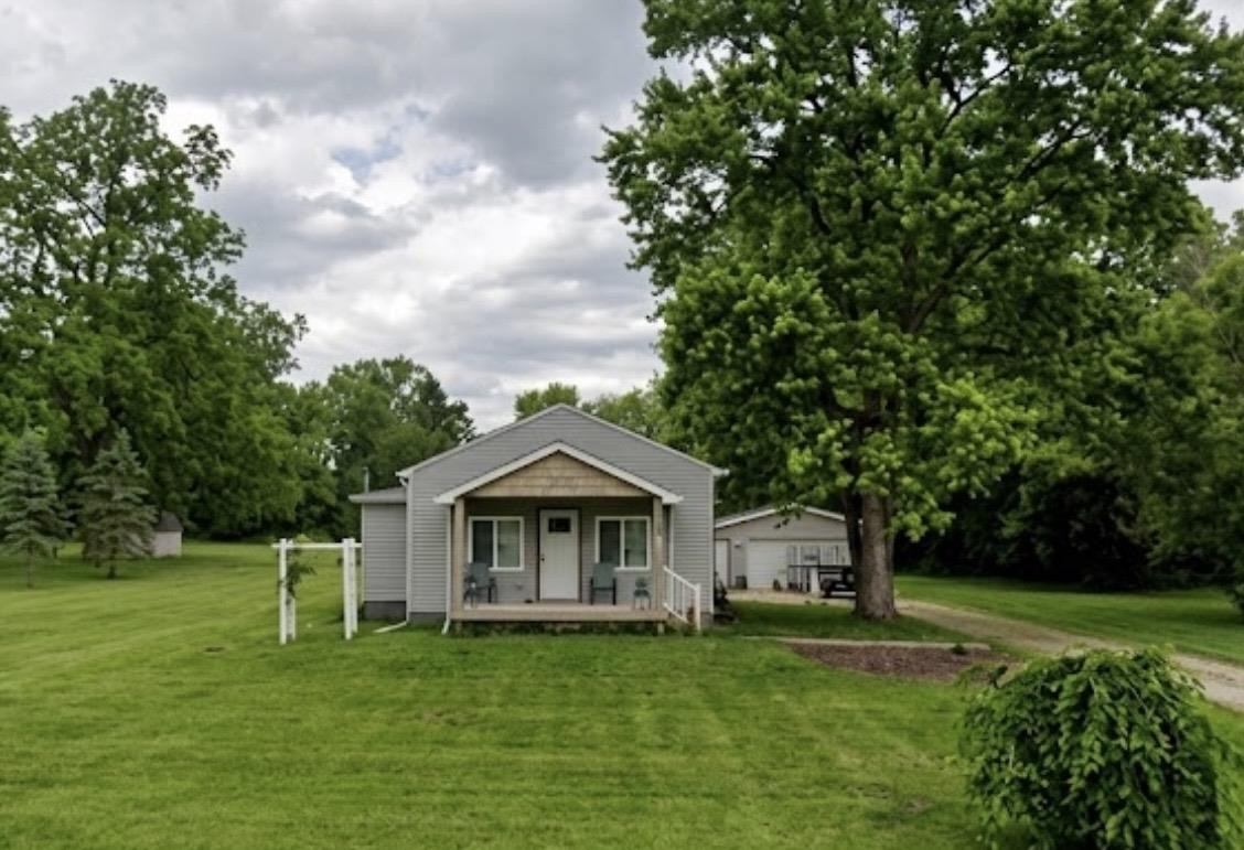 1255 Brabbs Street, Burton, MI 48509