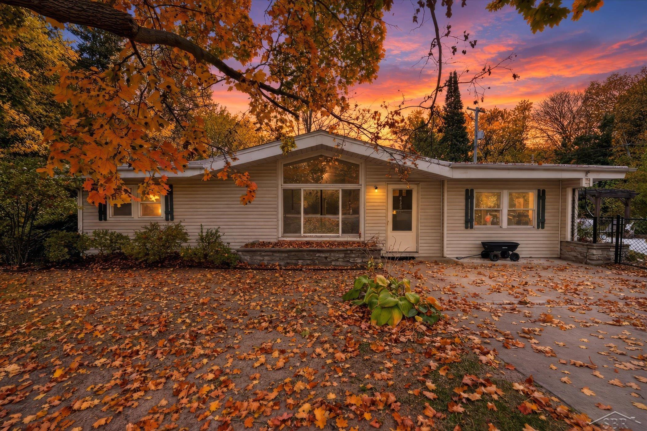 4350 Brockway Road, Saginaw, MI 48638