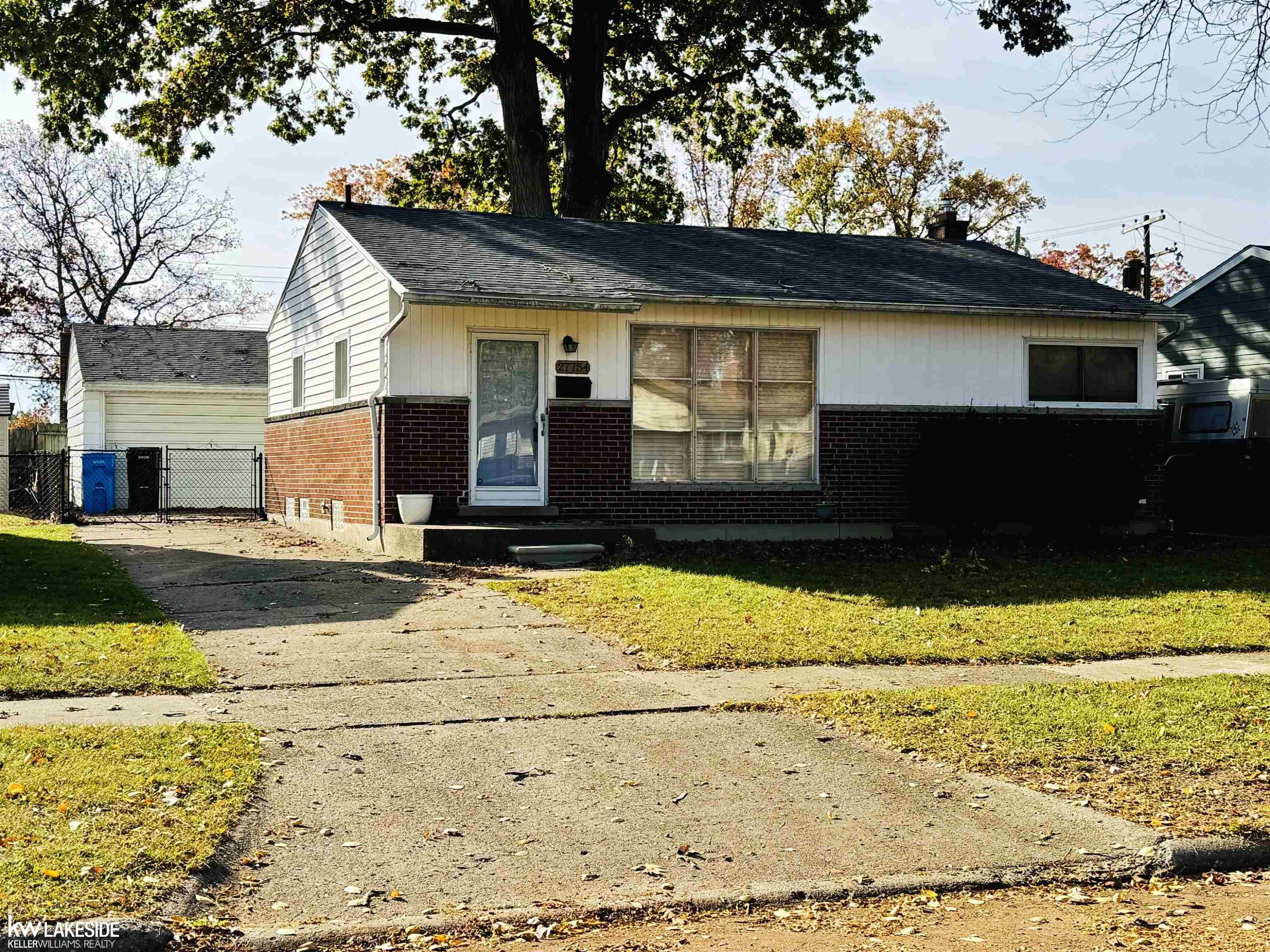 27754 Rialto Street, Madison Heights, MI 48071