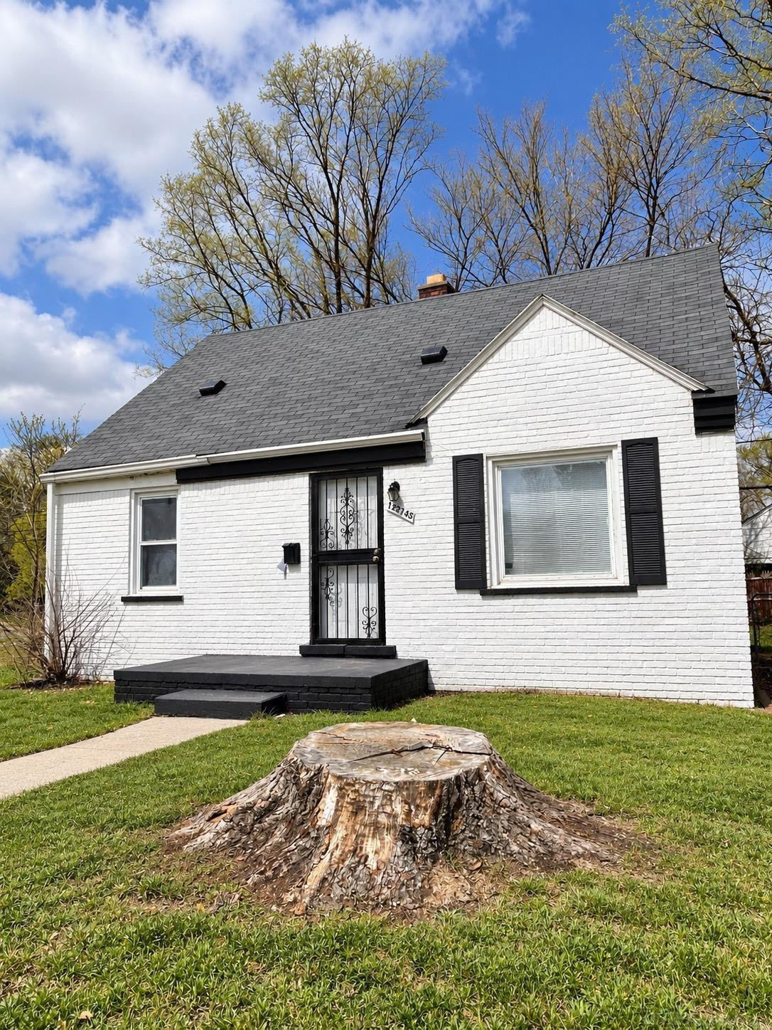 12715 E State Fair Avenue, Detroit, MI 48205