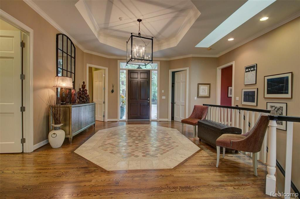5017 Red Fox Run, Ann Arbor, MI 48105 — Photo 3
