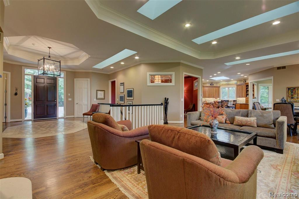 5017 Red Fox Run, Ann Arbor, MI 48105 — Photo 13