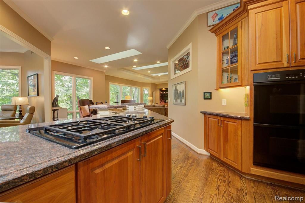 5017 Red Fox Run, Ann Arbor, MI 48105 — Photo 26