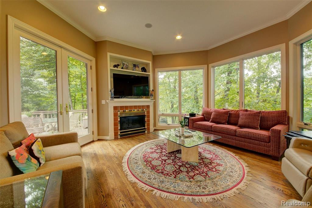5017 Red Fox Run, Ann Arbor, MI 48105 — Photo 31