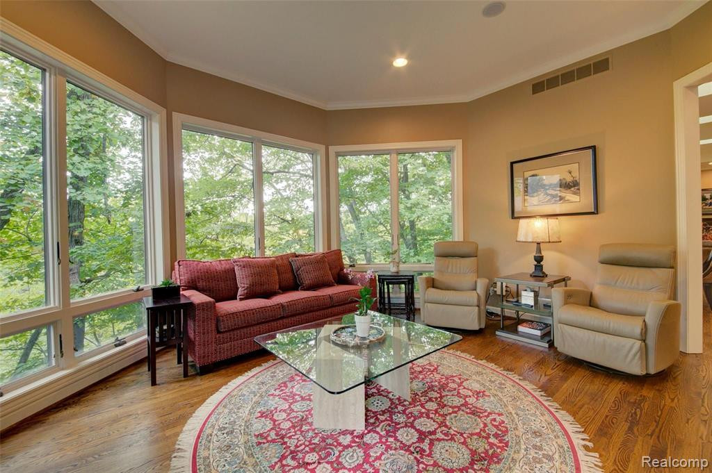 5017 Red Fox Run, Ann Arbor, MI 48105 — Photo 33