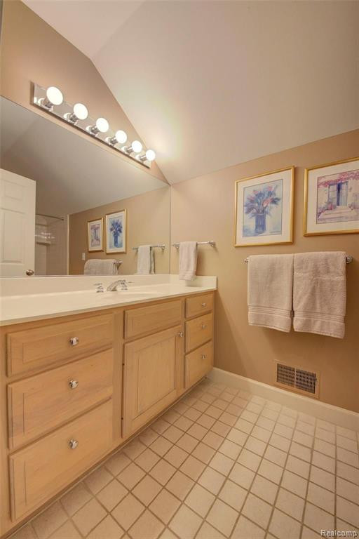 5017 Red Fox Run, Ann Arbor, MI 48105 — Photo 42