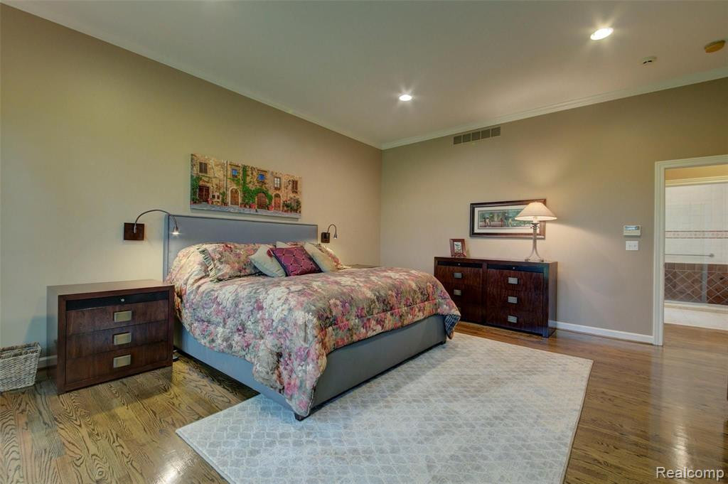 5017 Red Fox Run, Ann Arbor, MI 48105 — Photo 46