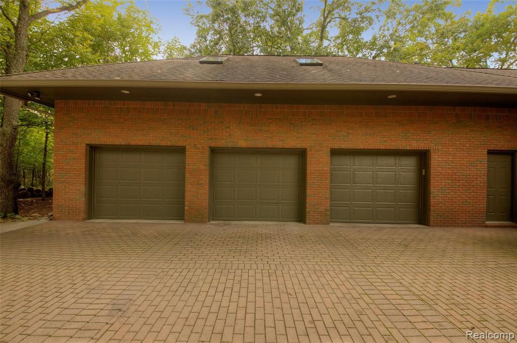 5017 Red Fox Run, Ann Arbor, MI 48105 — Photo 74