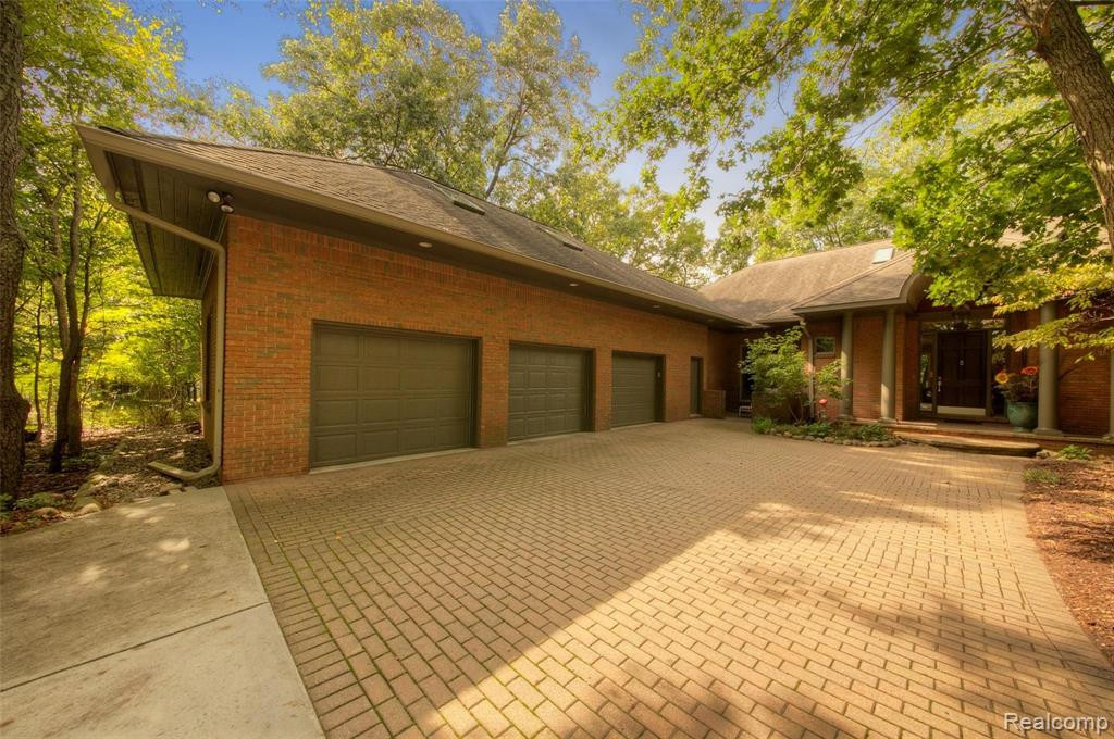 5017 Red Fox Run, Ann Arbor, MI 48105 — Photo 76