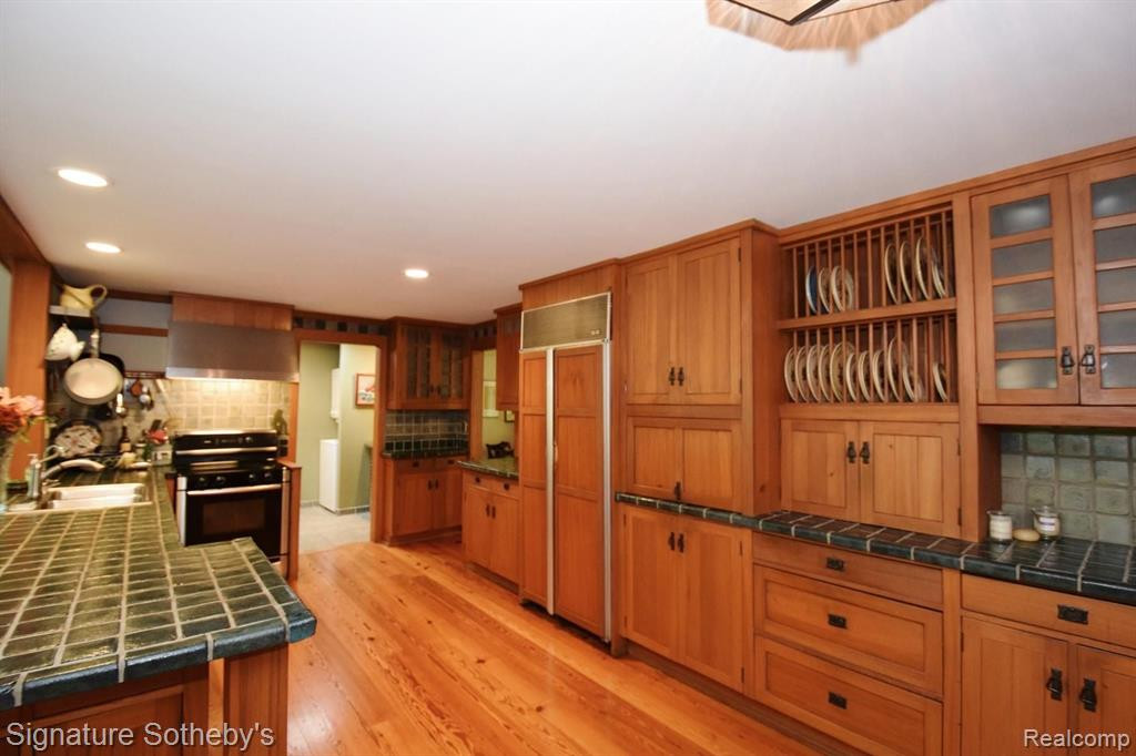5939 DARB LAKE Drive, West Bloomfield, MI 48324 — Photo 14