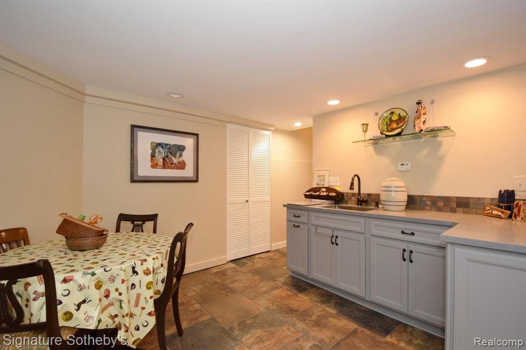 5939 DARB LAKE Drive, West Bloomfield, MI 48324 — Photo 30