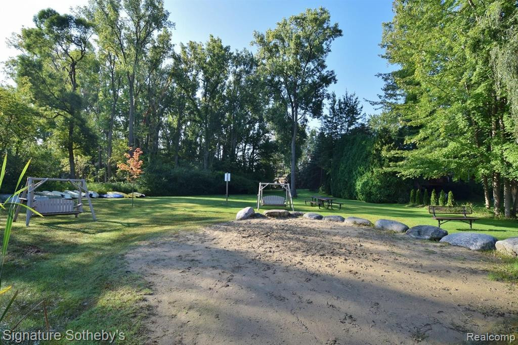5939 DARB LAKE Drive, West Bloomfield, MI 48324 — Photo 44