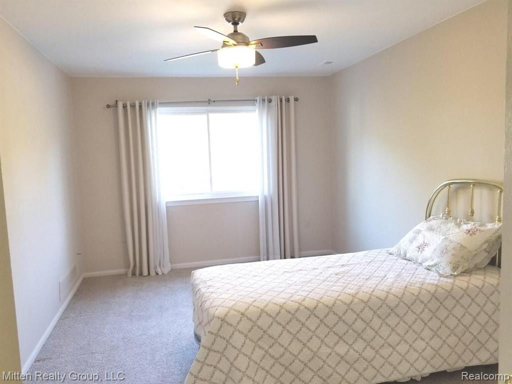 1127 S LAKE Drive, Novi, MI 48377 — Photo 15