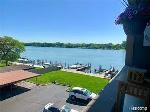 2445 RIVERSIDE, 102, Trenton, MI 48183 — Photo 6