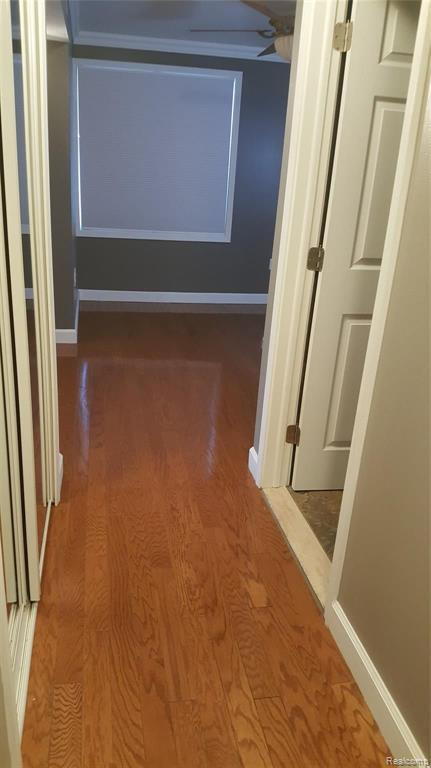 2445 RIVERSIDE, 102, Trenton, MI 48183 — Photo 25