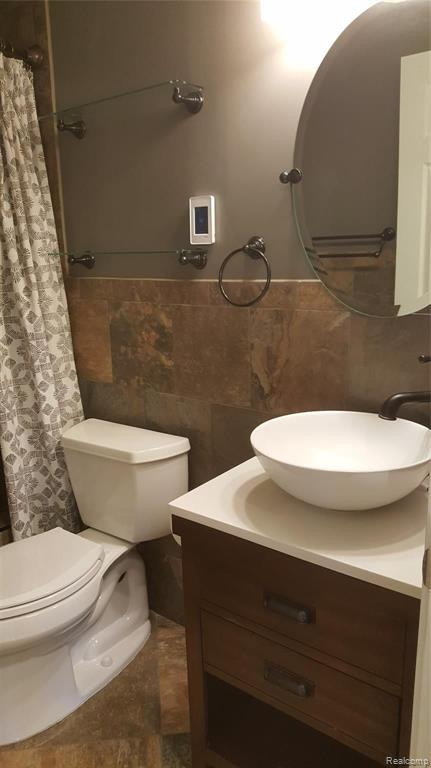 2445 RIVERSIDE, 102, Trenton, MI 48183 — Photo 28