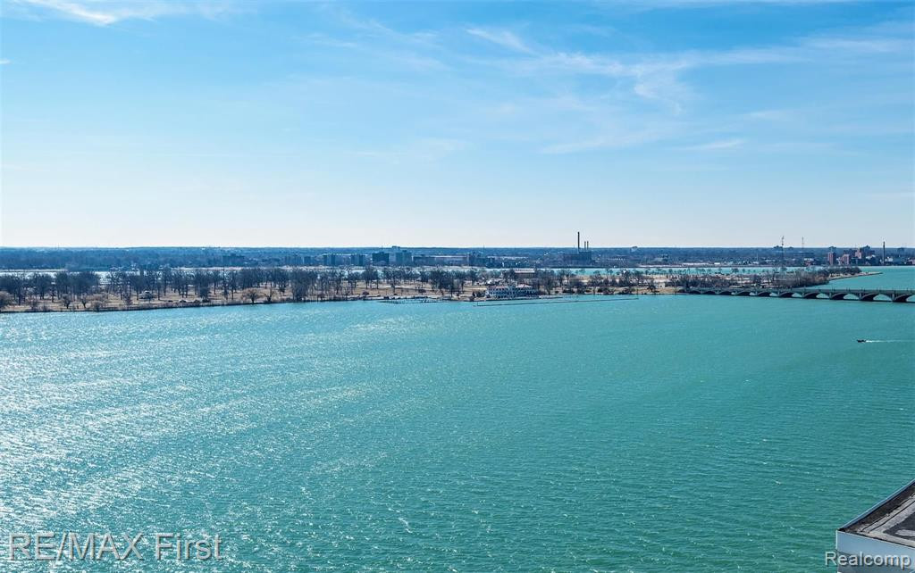 8200 Jefferson, 1702, Detroit, MI 48214 — Photo 23