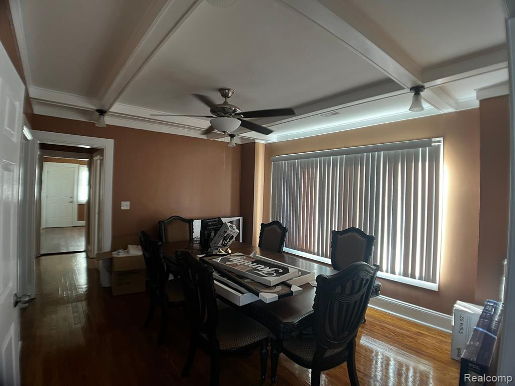 5435 BURNS Street, Detroit, MI 48213 — Photo 17