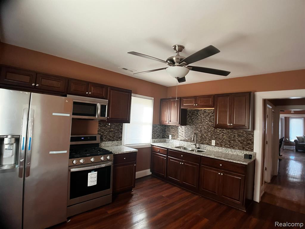 5435 BURNS Street, Detroit, MI 48213 — Photo 20