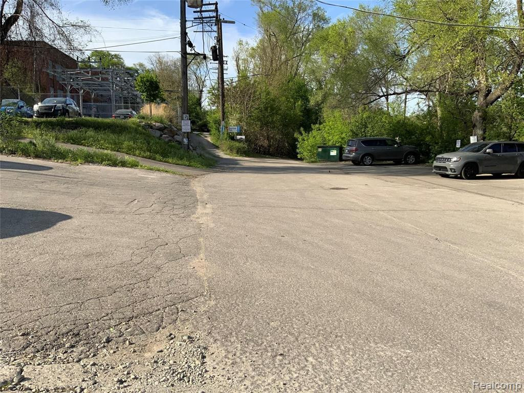 8 W MICHIGAN Avenue, Ypsilanti, MI 48197 — Photo 8