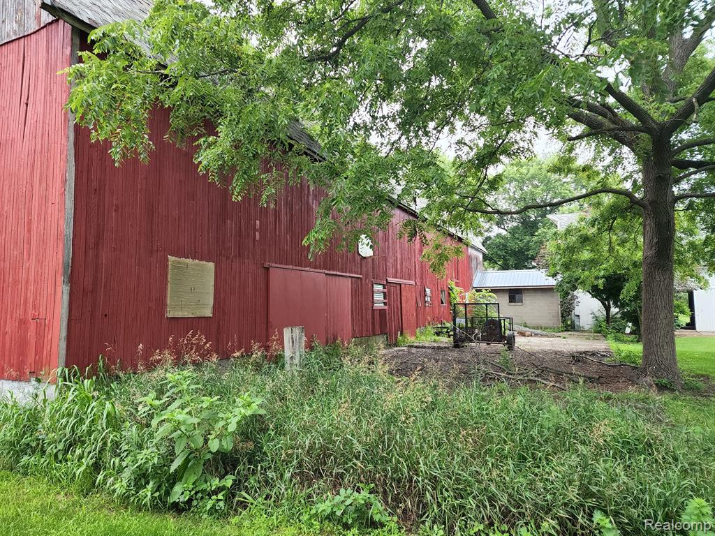 5125 VINES Road, Howell, MI 48843 — Photo 39