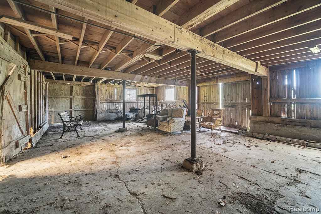 5125 VINES Road, Howell, MI 48843 — Photo 44