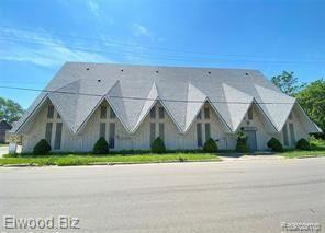 17559 JOSEPH CAMPAU Street, Detroit, MI 48212 — Photo 3