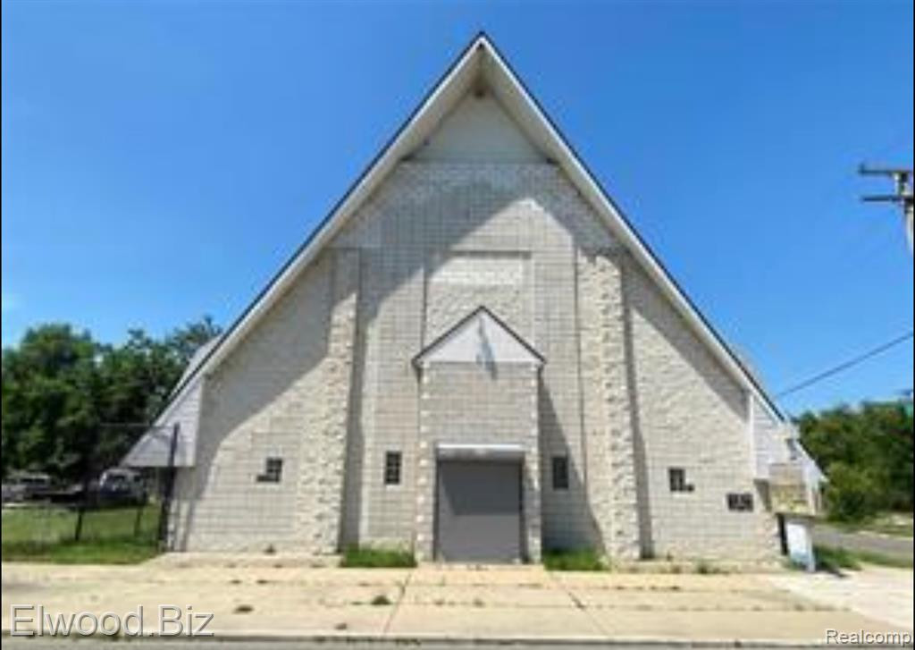 17559 JOSEPH CAMPAU Street, Detroit, MI 48212 — Photo 12