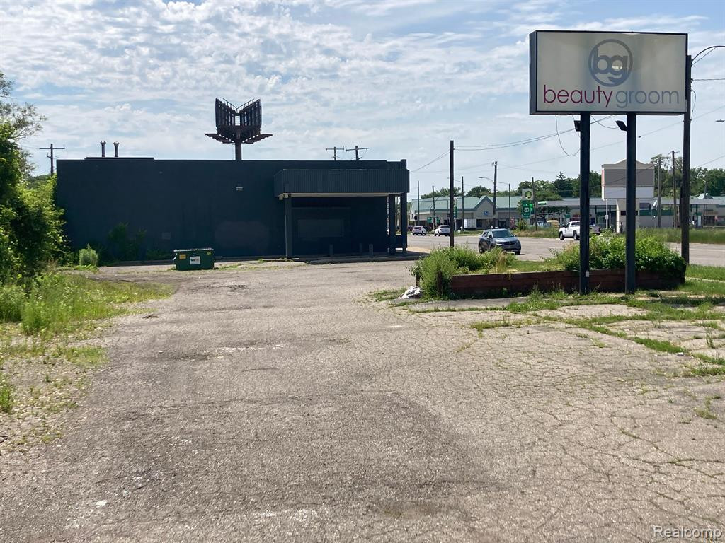23841 W 7 MILE Road S, Detroit, MI 48219 — Photo 3