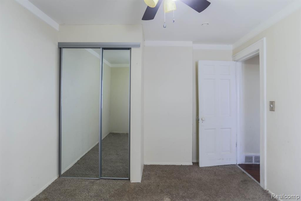 7006 TOEPFER Road, Warren, MI 48091 — Photo 5