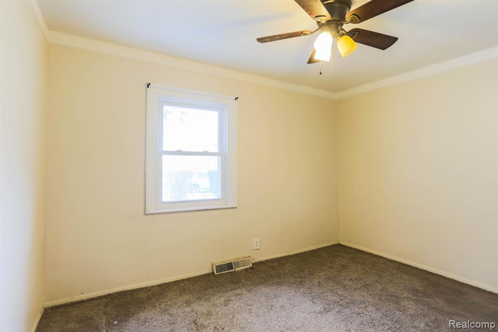 7006 TOEPFER Road, Warren, MI 48091 — Photo 7