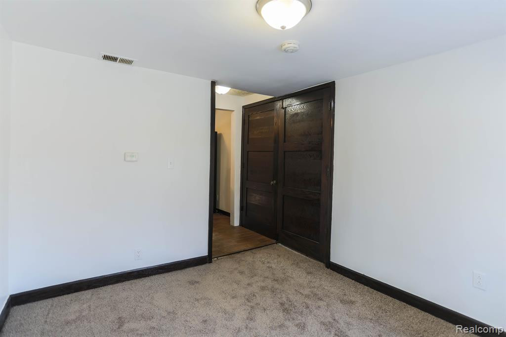 7006 TOEPFER Road, Warren, MI 48091 — Photo 10