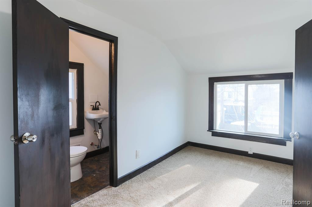 7006 TOEPFER Road, Warren, MI 48091 — Photo 13