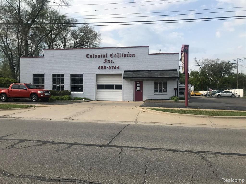 936 ann arbor, Plymouth, MI 48170 — front exterior