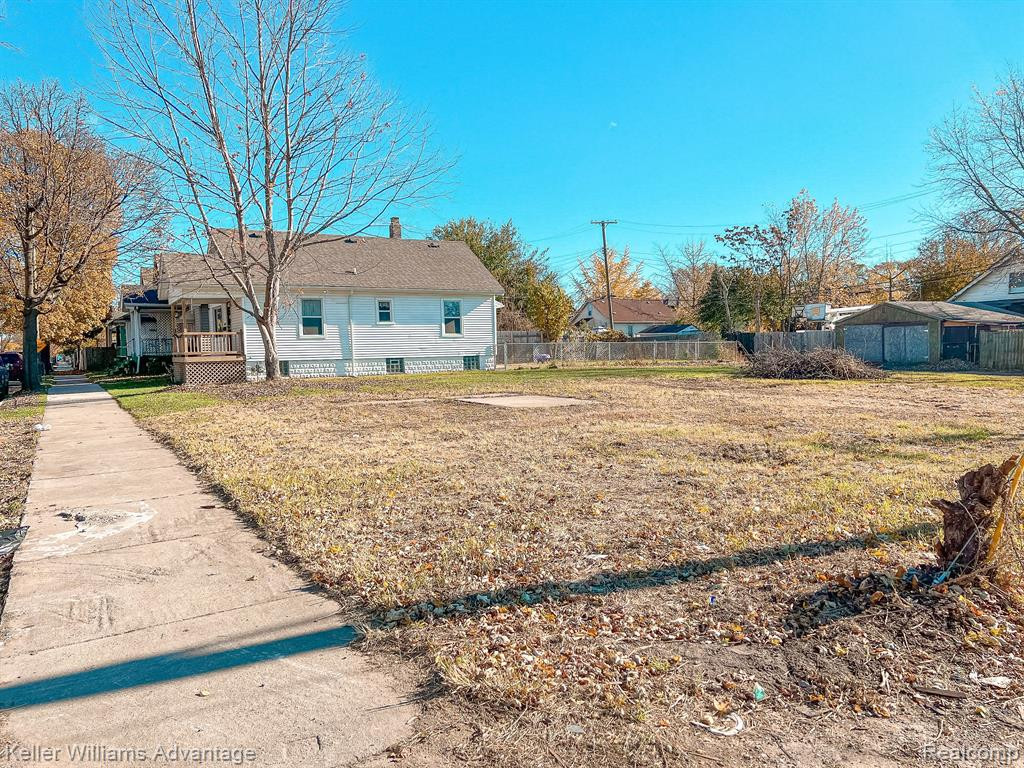 8439 GARTNER Street, Detroit, MI 48209 — Photo 2