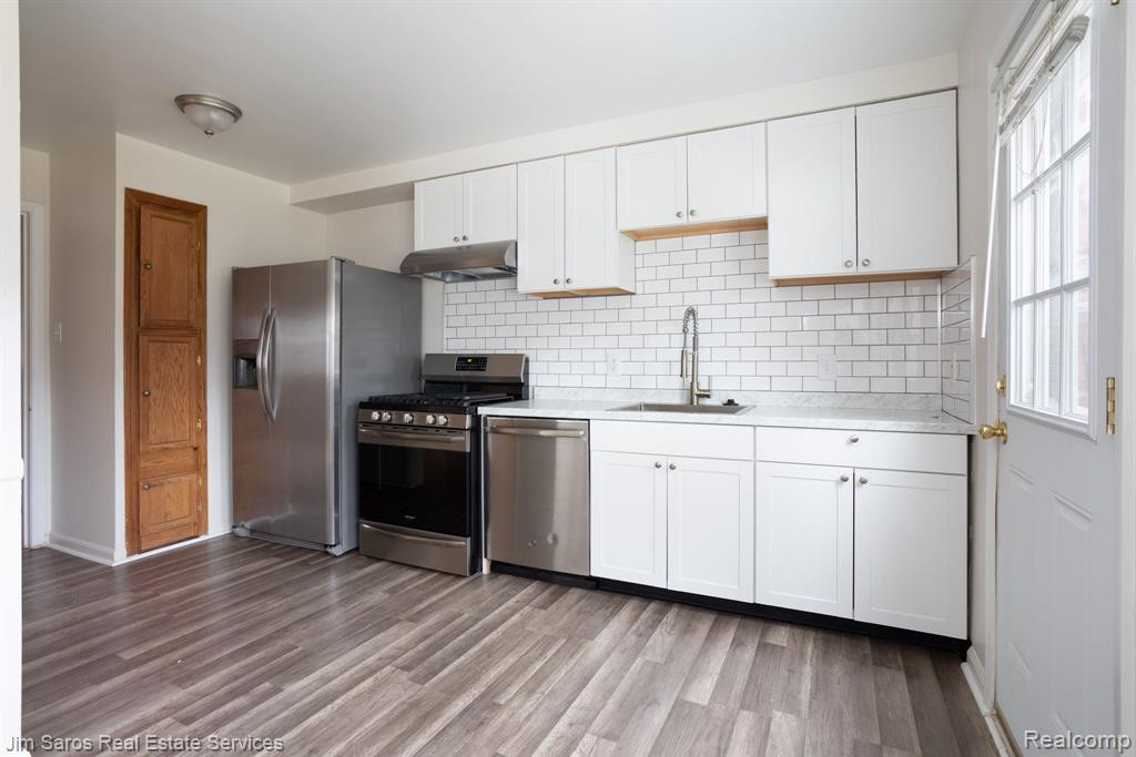 850 HARCOURT Road, Grosse Pointe Park, MI 48230 — Photo 4