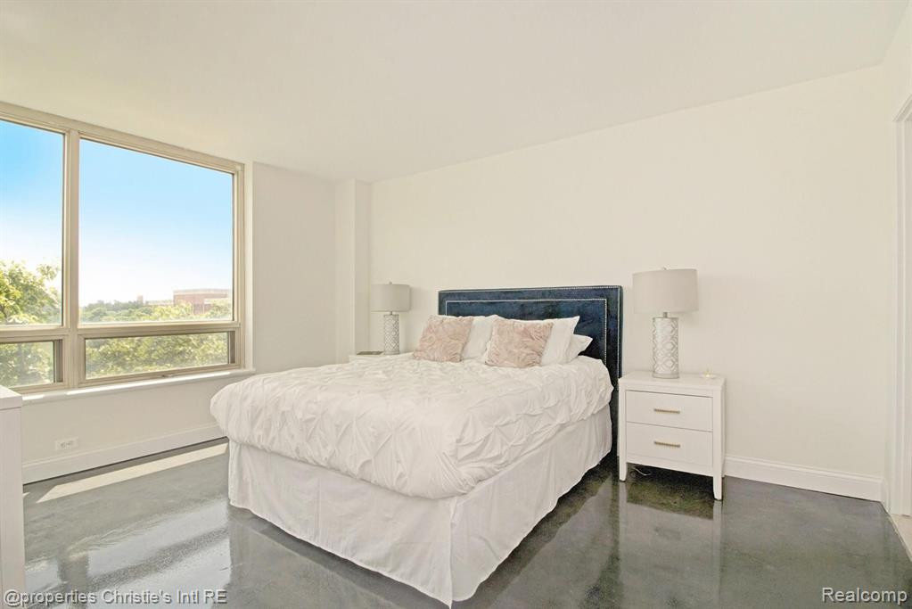 3320 Spinnaker Lane, 3C, Detroit, MI 48207 — Photo 16