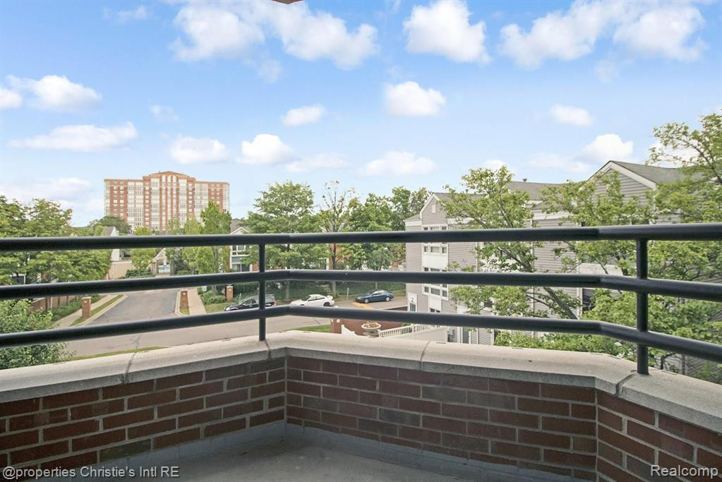 3320 Spinnaker Lane, 3C, Detroit, MI 48207 — Photo 26