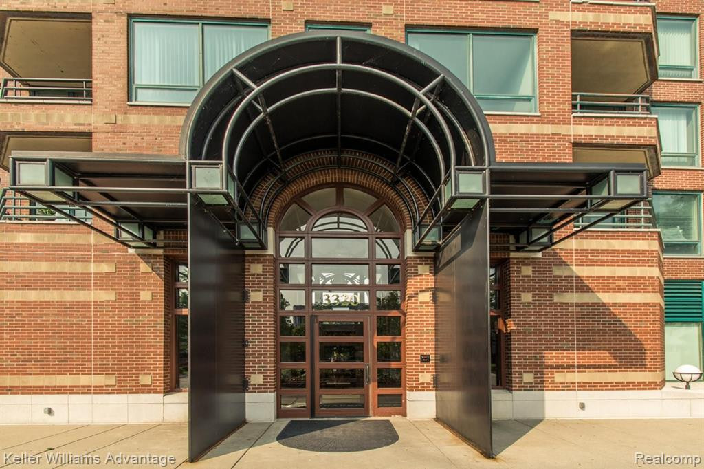 3320 SPINNAKER Lane, 10-E, Detroit, MI 48207 — Photo 25