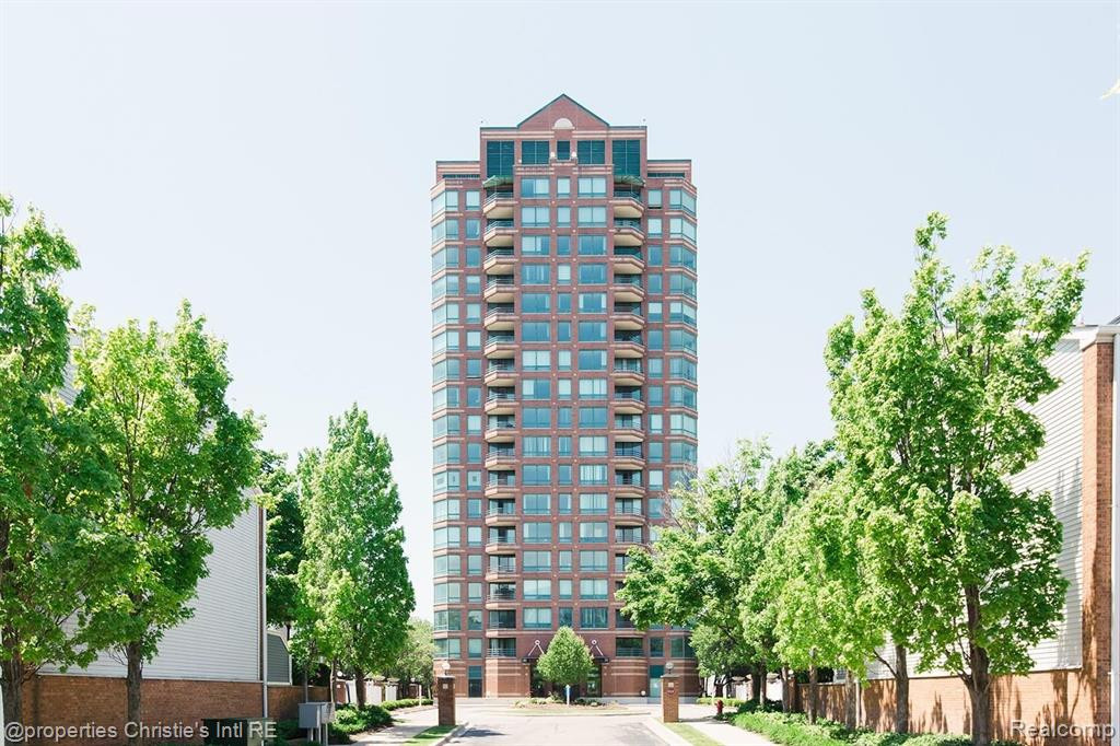 3320 Spinnaker Lane, 14F, Detroit, MI 48207 — front exterior