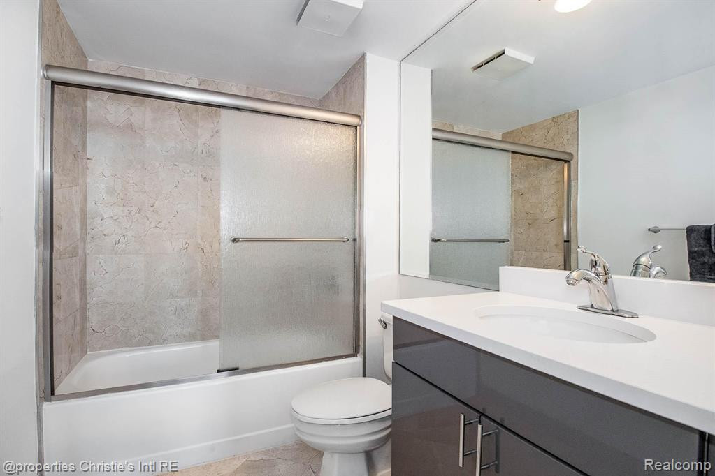 3320 Spinnaker Lane, 9D, Detroit, MI 48207 — Photo 23