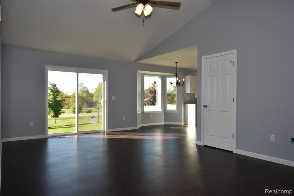 6365 Augusta Drive, Swartz Creek, MI 48473 — Photo 4