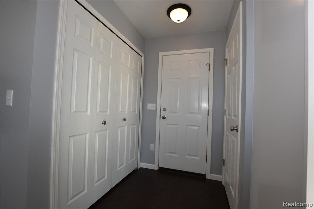 6365 Augusta Drive, Swartz Creek, MI 48473 — Photo 9