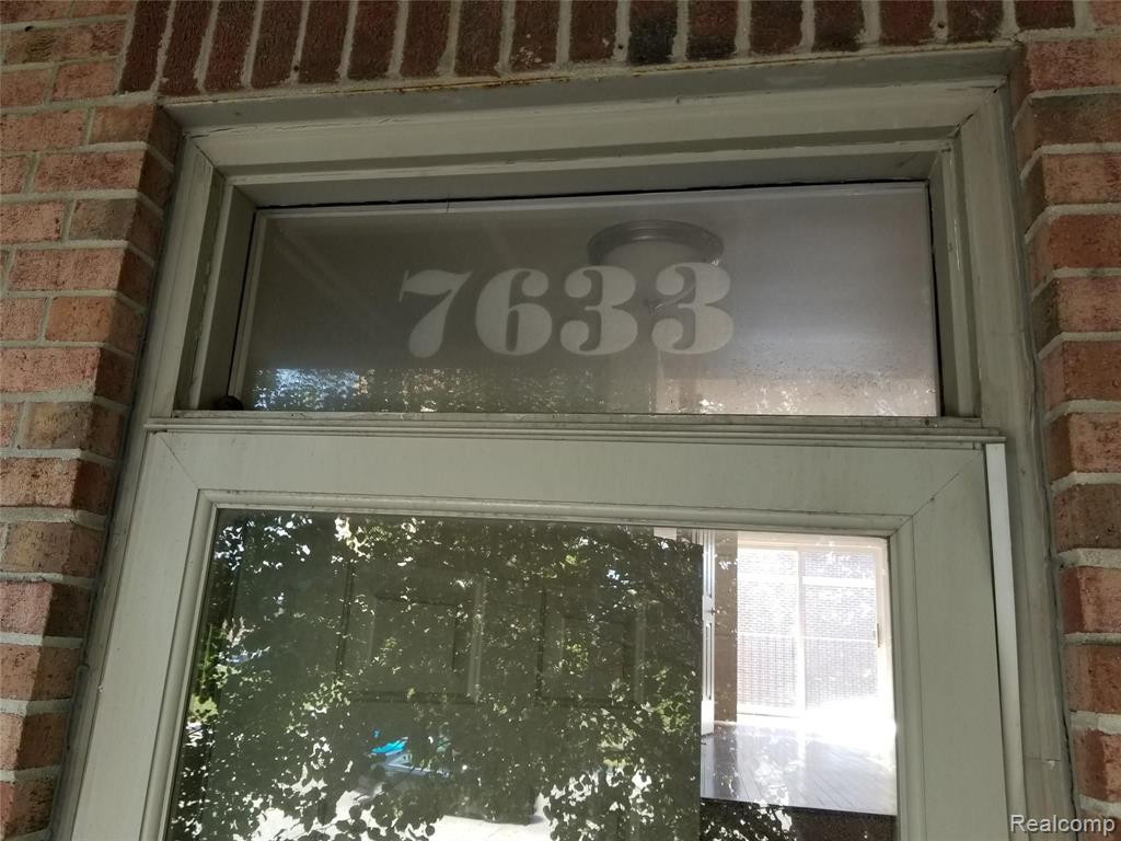 7633 WOODWARD Avenue, Detroit, MI 48202 — Photo 2
