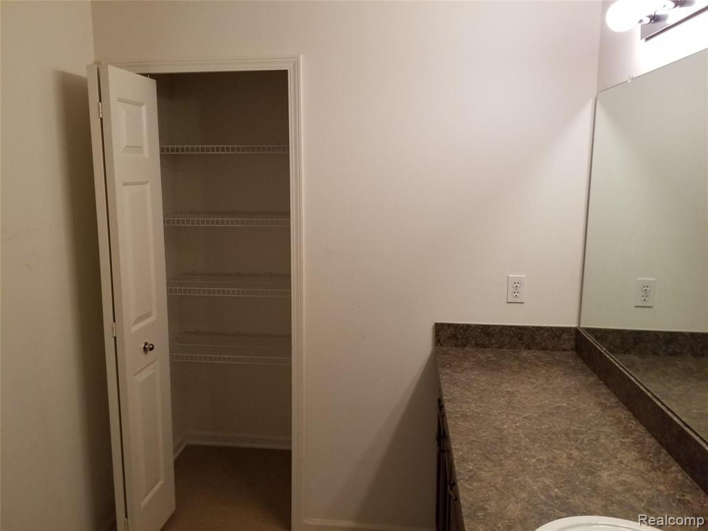 7633 WOODWARD Avenue, Detroit, MI 48202 — Photo 26