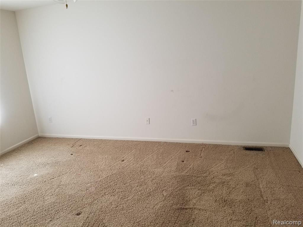7633 WOODWARD Avenue, Detroit, MI 48202 — Photo 27