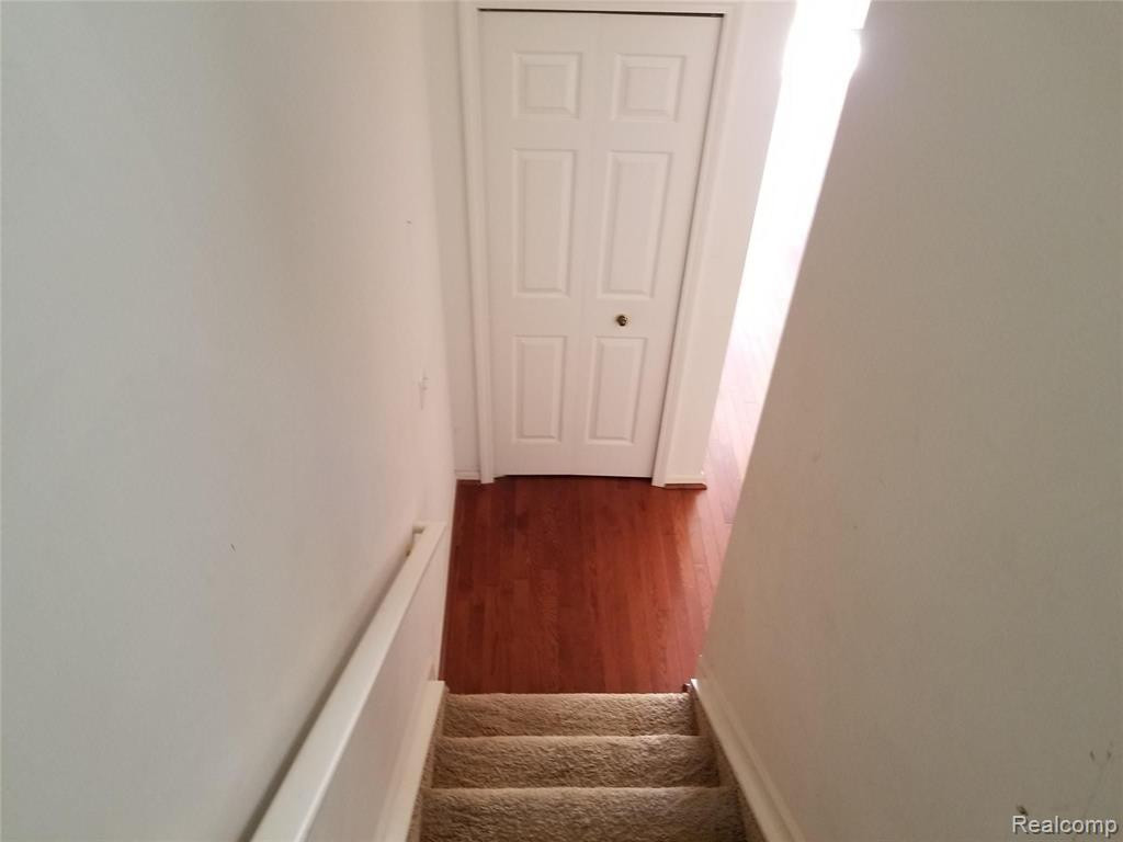 7633 WOODWARD Avenue, Detroit, MI 48202 — Photo 28