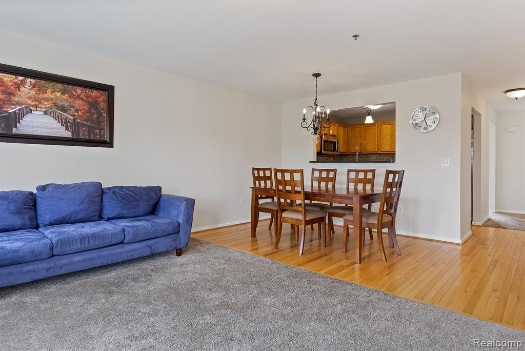 1493 SILVERBROOK RIDGE Drive, Walled Lake, MI 48390 — Photo 10